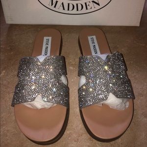 Steve madden sandals size 5